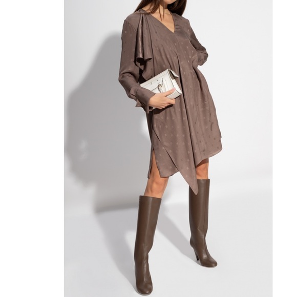 😊SOLD😊 Fendi Maya FF Karligraphy-motif boots in 37 - Picture 2 of 15